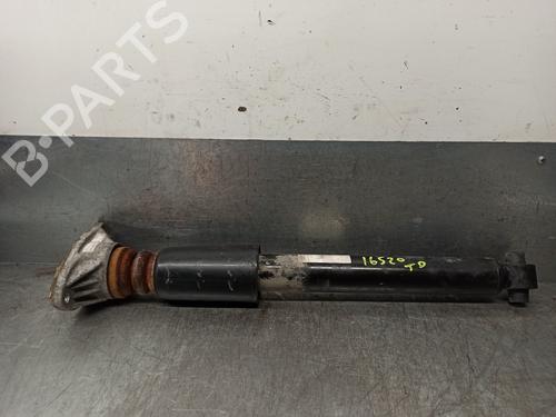 Used Right rear shock absorber BMW 3 (F30, F80) 318 d (143 hp) 11061669