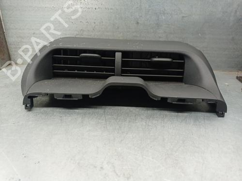 Air vent TOYOTA YARIS (_P21_, _PA1_, _PH1_) 1.5 Hybrid (MXPH10, MXPH11) 55670K0090
