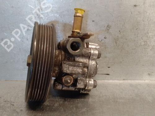Used Steering pump Steering pump OPEL FRONTERA B (U99) 2.2 i (6B_ZC, 6B_VF, 6B_66, 6B_76) (136 hp) 33217192 33217192