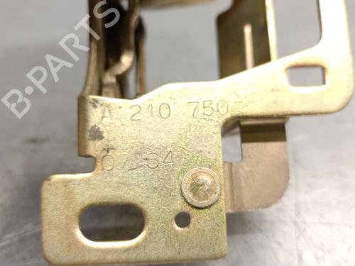 Tailgate lock MERCEDES-BENZ E-CLASS (W210) E 220 CDI (210.006) | BP30152535C101