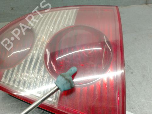 Right taillight VW PASSAT B5.5 (3B3) 1.9 TDI | BP31049456C35 - Image 7