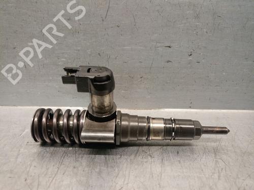 Spreder / Dyse VW PASSAT B6 Variant (3C5) 2.0 TDI (170 hp) 30636181