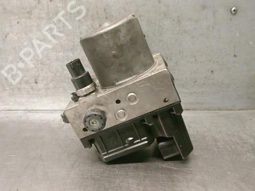 Used ABS pump VW PASSAT B5.5 (3B3) 1.9 TDI (130 hp) 31588085