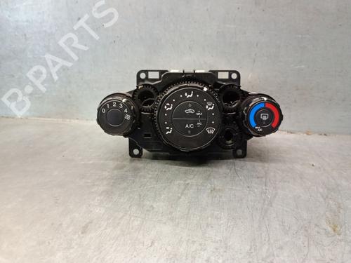 Used Climate control FORD FIESTA VI (CB1, CCN) 1.25 (82 hp) 25977353