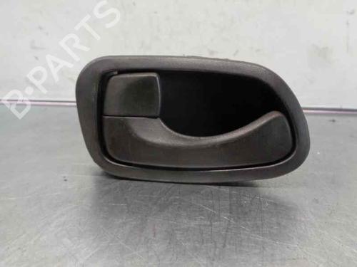 Used Front left interior door handle DAEWOO NUBIRA Saloon (J100) 1.6 16V (106 hp) 6057580