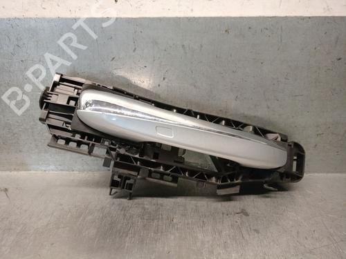 Używane Klamka zewnętrzna drzwi przednich prawych MERCEDES-BENZ S-CLASS (W222, V222, X222) S 560 e (222.173) (367 hp) 30881362