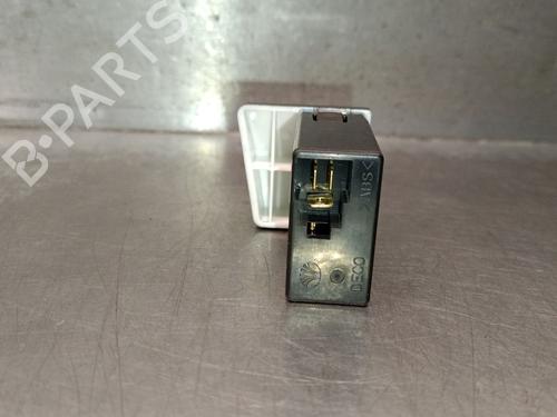 Headlight switch DAEWOO NUBIRA Estate (J150) 1.6 16V | BP40009845I24 - Image 3