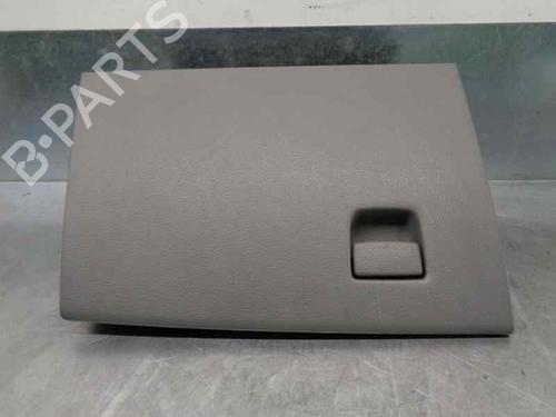 Used Glove box MAZDA 2 (DY) 1.4 CD (68 hp) 7535946