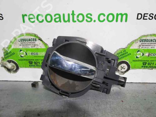 Used Front right interior door handle CITROËN C2 (JM_) 1.4 HDi (68 hp) 3216134