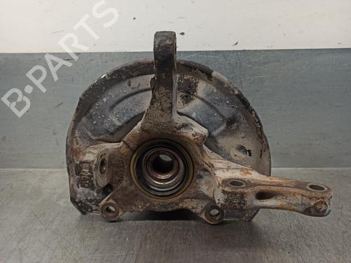 Used Left front steering knuckle MITSUBISHI CARISMA (DA_) 1.9 TD (DA4A) (90 hp) 16182936
