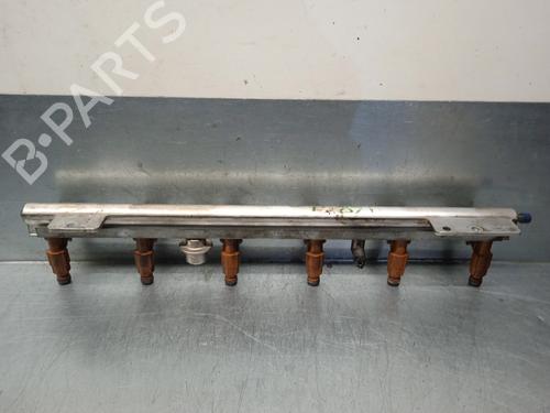 Used Injection rail Injection rail 11697767 11697767