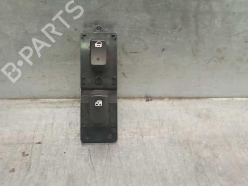 Used Right front window switch KIA CARENS II MPV (FJ) [2002-2013]  7098366