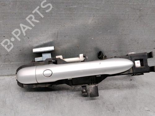 Used Front right exterior door handle Front right exterior door handle 37425698 37425698