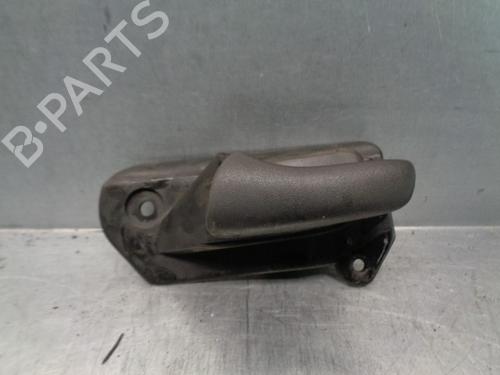 Venstre foran invendig håndtak OPEL ASTRA F Hatchback (T92) 1.6 i 16V (F08, M08, F68, M68) (100 hp) 11195304