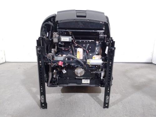 Right front seat AUDI A4 B8 Avant (8K5) 3.0 TDI quattro | BP33235886C16  - Image 9