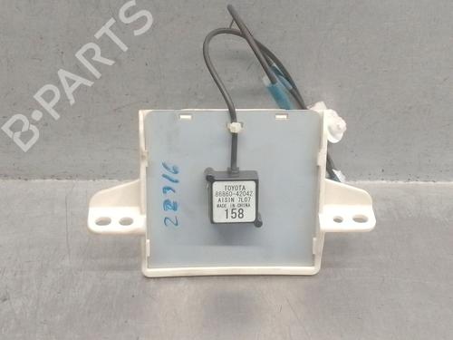 Used Antenna/Base TOYOTA RAV 4 IV (_A4_) 2.5 Hybrid (AVA42_) (197 hp) 25239343