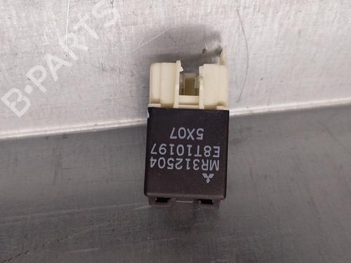 Used Electronic module Electronic module MITSUBISHI PAJERO III (V7_W, V6_W) 3.2 Di-D (V68W) (160 hp) 32060038 32060038