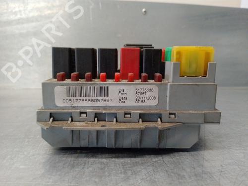 Fuse box FIAT BRAVO II (198_) 1.9 D Multijet (198AXB1A) | BP14937898E1 