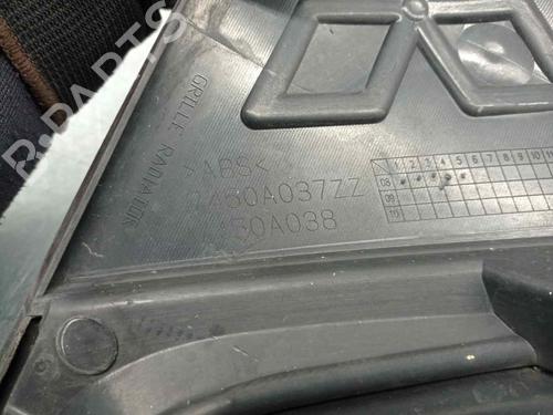 Grille MITSUBISHI OUTLANDER II (CW_W) 2.0 DI-D (CW8W) | BP12171511C40 