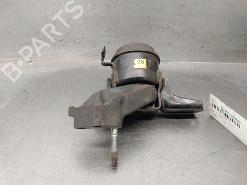 Used Engine mount Engine mount TOYOTA YARIS (_P9_) 1.3 VVT-i (SCP90_, SCP90R) (87 hp) 33887617 33887617