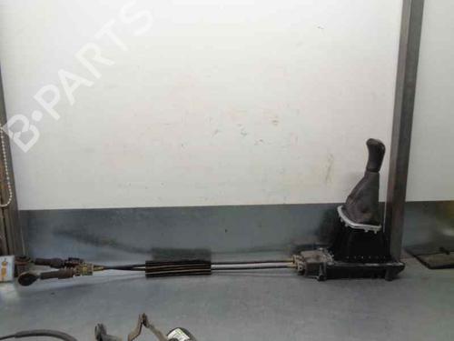 Used Gear lever RENAULT CLIO III (BR0/1, CR0/1) 1.6 16V (BR05, BR0B, BR0Y, BR15, BR1J, BR1M, BR1Y, CR0B,... (112 hp) 8176563