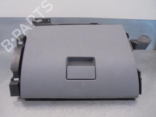 Used Glove box Glove box 15354345 15354345