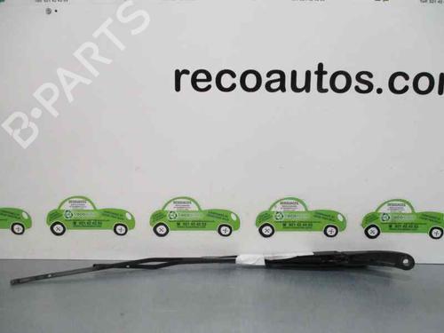 Used Front windshield wiper arm RENAULT MEGANE III Hatchback (BZ0/1_, B3_) 1.5 dCi (86 hp) 3470543