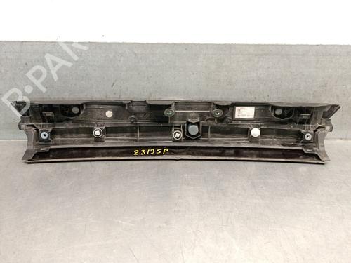 Rear center light TOYOTA YARIS CROSS (MXP_) 1.5 Hybrid All-wheel Drive (MXPJ15) | BP27556632I39 