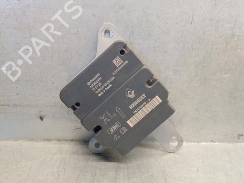 Used ECU airbags RENAULT CLIO IV (BH_) 0.9 TCe 90 (BHNF, BHMA, BHMH, BHJK, BHJR) (90 hp) 29213666