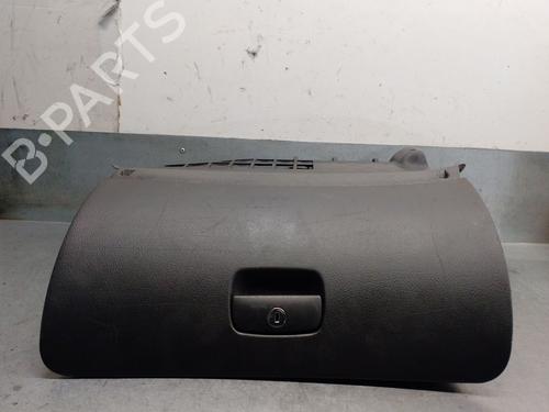 Used Glove box VW PASSAT B5.5 (3B3) 1.9 TDI (130 hp) 31971795