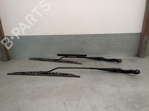 Front windshield wiper arm ROVER 45 I Saloon (RT) 1.6 | BP21578572C143 