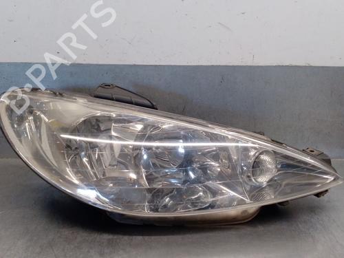 Højre forlygte PEUGEOT 206 Hatchback (2A/C) 1.4 i (75 hp) 29260357