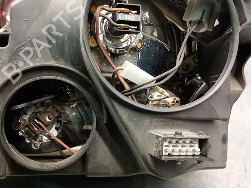 Right headlight CITROËN XSARA (N1) 2.0 HDi 109 | BP32403020C29