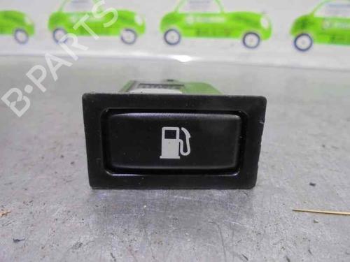 Used Switch TOYOTA AVENSIS (_T25_) 2.0 D-4D (CDT250_, CDT250R) (116 hp) 20246044