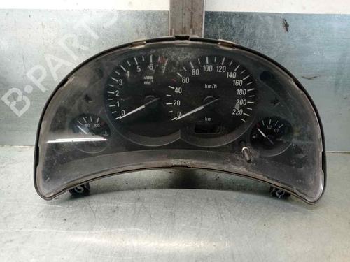 Cockpit OPEL CORSA C (X01) 1.2 Twinport (F08, F68) (80 hp) 9514840