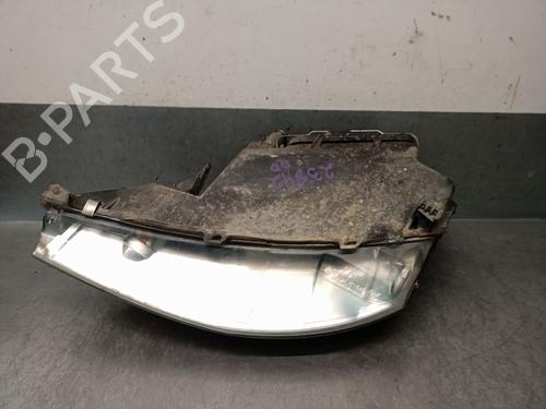 Phare droit FORD FOCUS I (DAW, DBW) 1.8 Turbo DI / TDDi | BP30645174C29