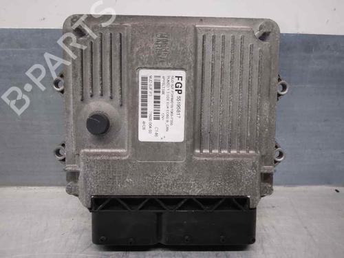 Used Engine control unit (ECU) FIAT PUNTO (188_) 1.3 JTD 16V (70 hp) 13032687