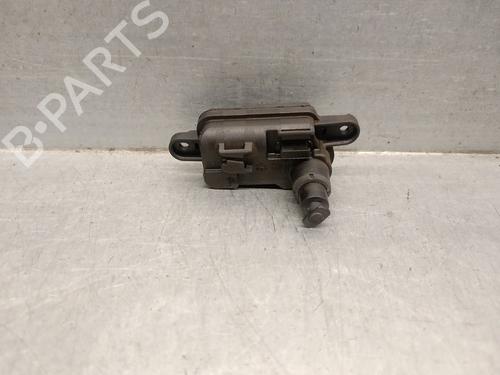 Used Fuel door actuator SKODA SCALA (NW1) 1.0 TSI (95 hp) 29042819