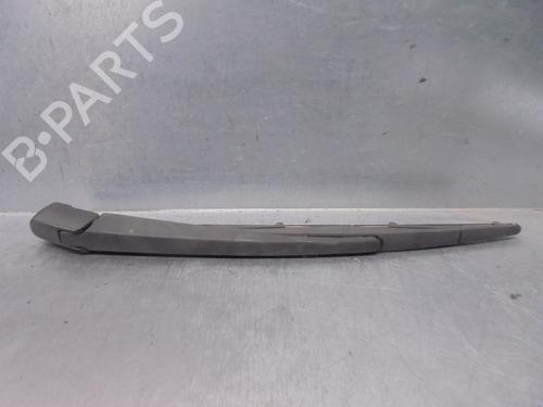 Used Rear windshield wiper arm SUBARU XV (_GP_) 2.0 i AWD (GP7, G33GP) (150 hp) 17364133