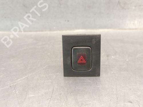 Used Warning switch VOLVO XC70 II (136) D4 AWD (181 hp) 27589566