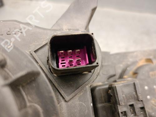 Right headlight MG MG ZR 105 | BP28599655C29 
