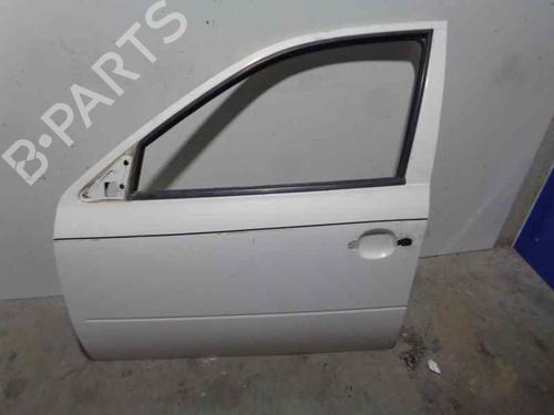 Used Left front door SKODA OCTAVIA I (1U2) 1.9 TDI (100 hp) 7762514