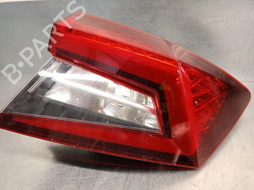 Right taillight SKODA KAROQ (NU7, ND7) 1.5 TSI | BP27807766C35 - Image 5