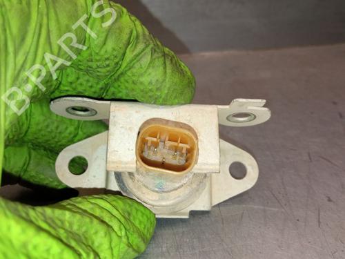 Elektronisk sensor LAND ROVER DEFENDER Station Wagon (L663) D250 MHEV 4x4 | BP30305325M84