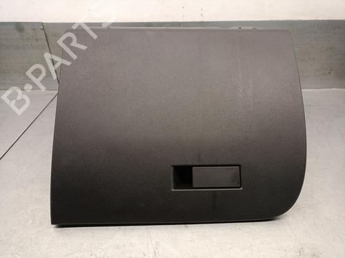 Used Glove box OPEL CORSA F (P2JO) CORSA-e (68) (136 hp) 26120666