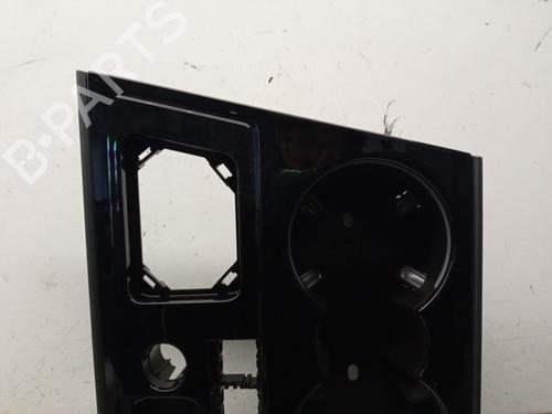 Middle console VW TOUAREG (CR7, RC8) 3.0 TSI 4motion | BP30104838I22