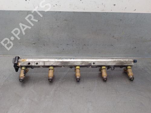 Injection rail VOLVO C30 (533) 2.4 i | BP33795592M98 - Image 3