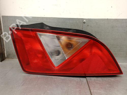 right-taillight-seat-mii-kf1-ke1-2011-33461095 main image