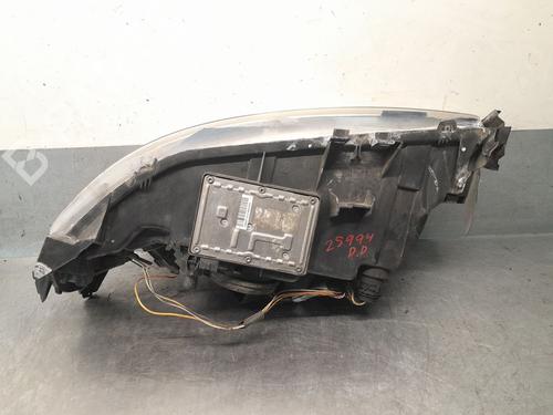 Right headlight VOLVO S60 I (384) 2.5 T | BP37467503C29 - Image 4