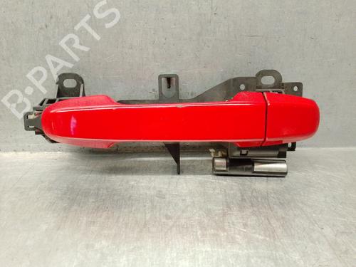 front-right-exterior-door-handle-toyota-yaris-_p13_-2010-2011-2012-2013-2014-2015-2016-2017-2018-2019-2020-33869540 main image